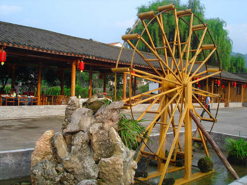 B線：張家界、天子山、寶峰湖（黃龍洞）休閑三日游